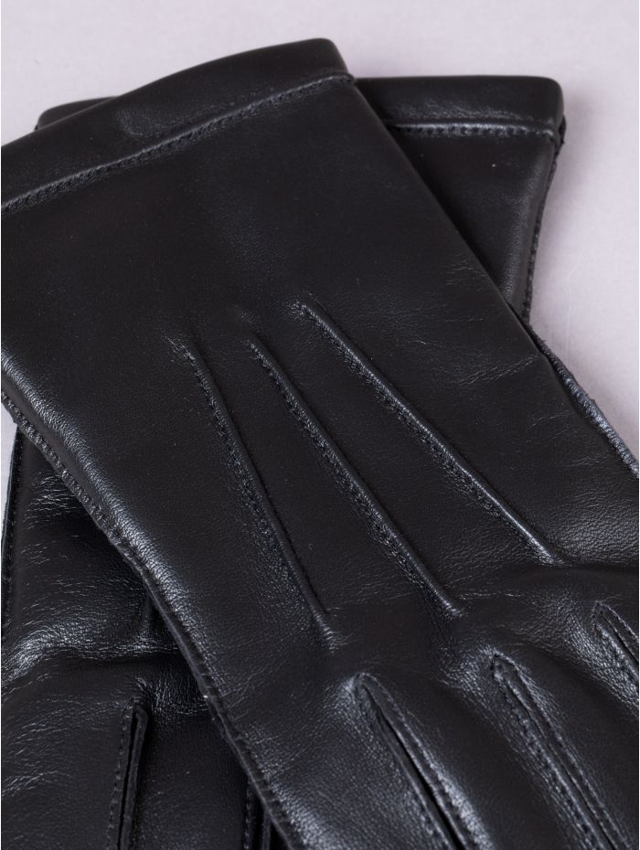 Parker black leather gloves, detail view — OX & ARMOUR