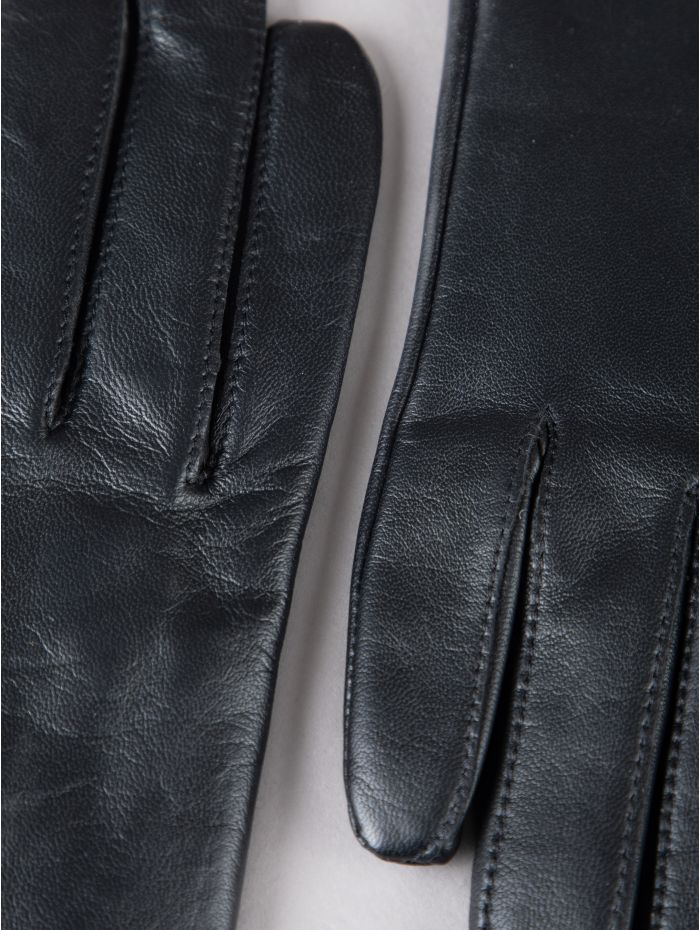 Beatrice black leather gloves, detail — OX & ARMOR