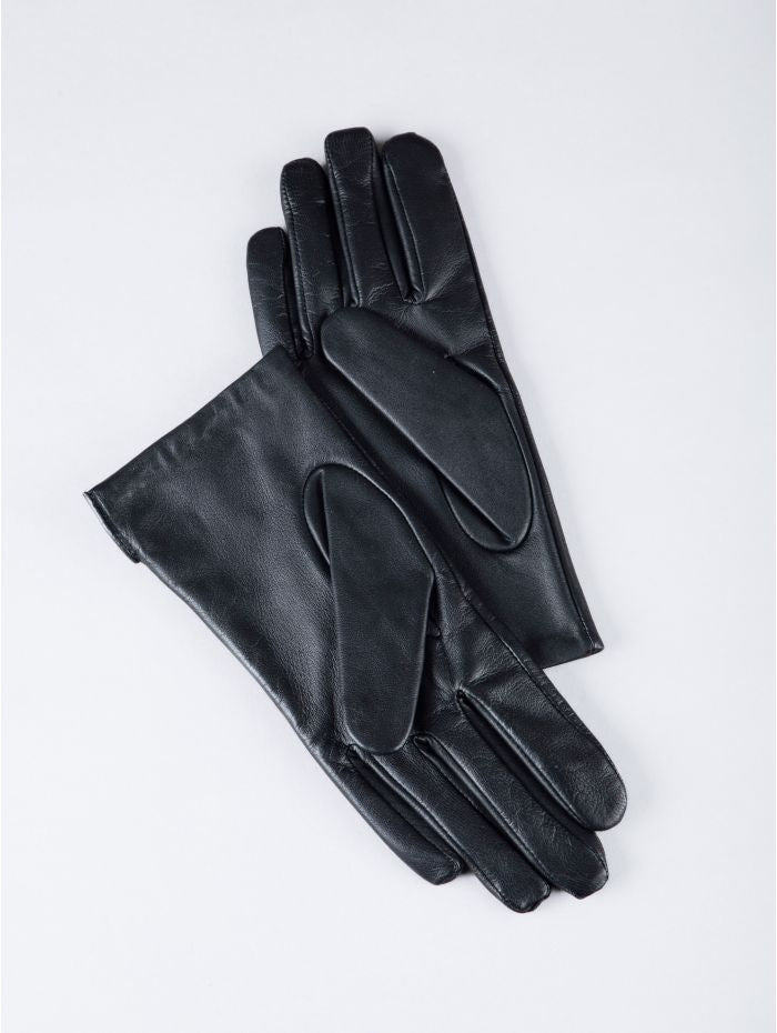 Beatrice black leather gloves, detail — OX & ARMOR