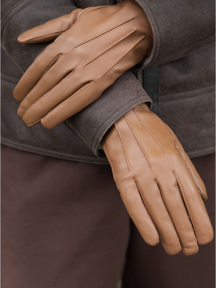 Becky cork leather gloves, detail — OX & ARMOR